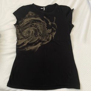MAX black t shirt